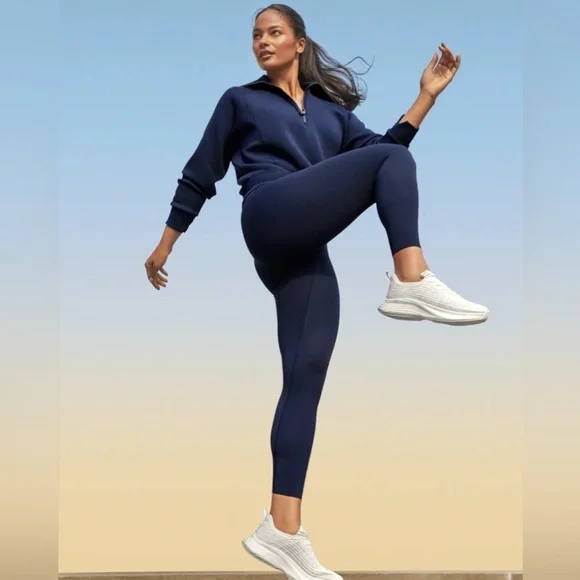 SPANXshape™ Booty Boost® 7/8 Leggings Navy Blue Size Medium - Picture 2 of 13